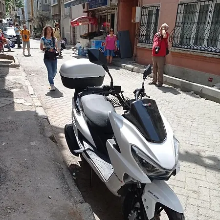Πανσιόν Sevil *